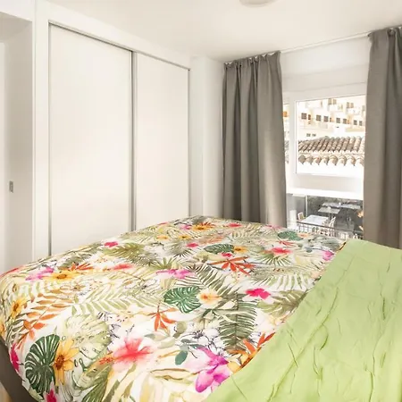 Atico Penthouse Bajondillo 1 Bedroom Torremolinos