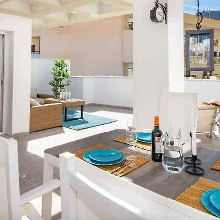 Atico Penthouse Bajondillo 1 Bedroom 아파트 토레몰리노스