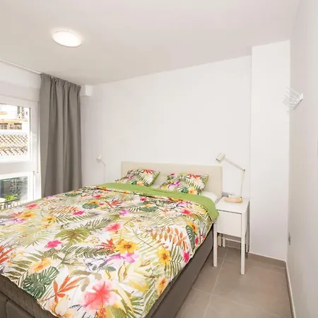 Atico Penthouse Bajondillo 1 Bedroom Apartmán Torremolinos